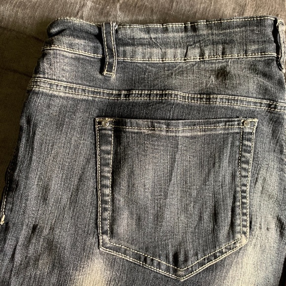 EUC Encore Black Distressed Style Skinny Jeans - Picture 6 of 8